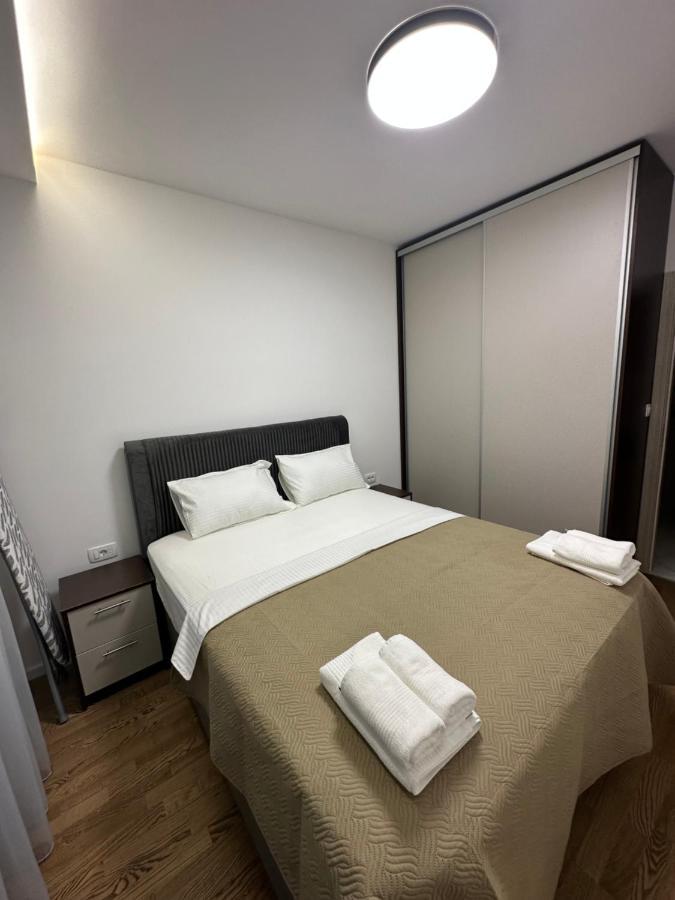 Luxury Apartments D&B Podgorica Esterno foto