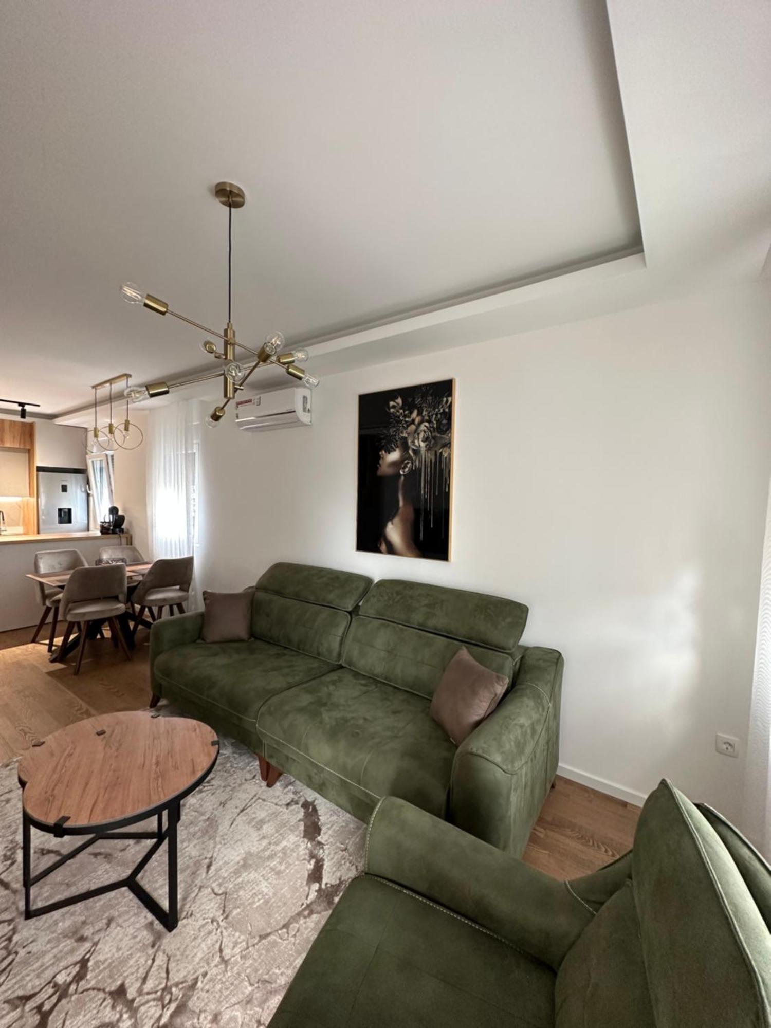 Luxury Apartments D&B Podgorica Esterno foto