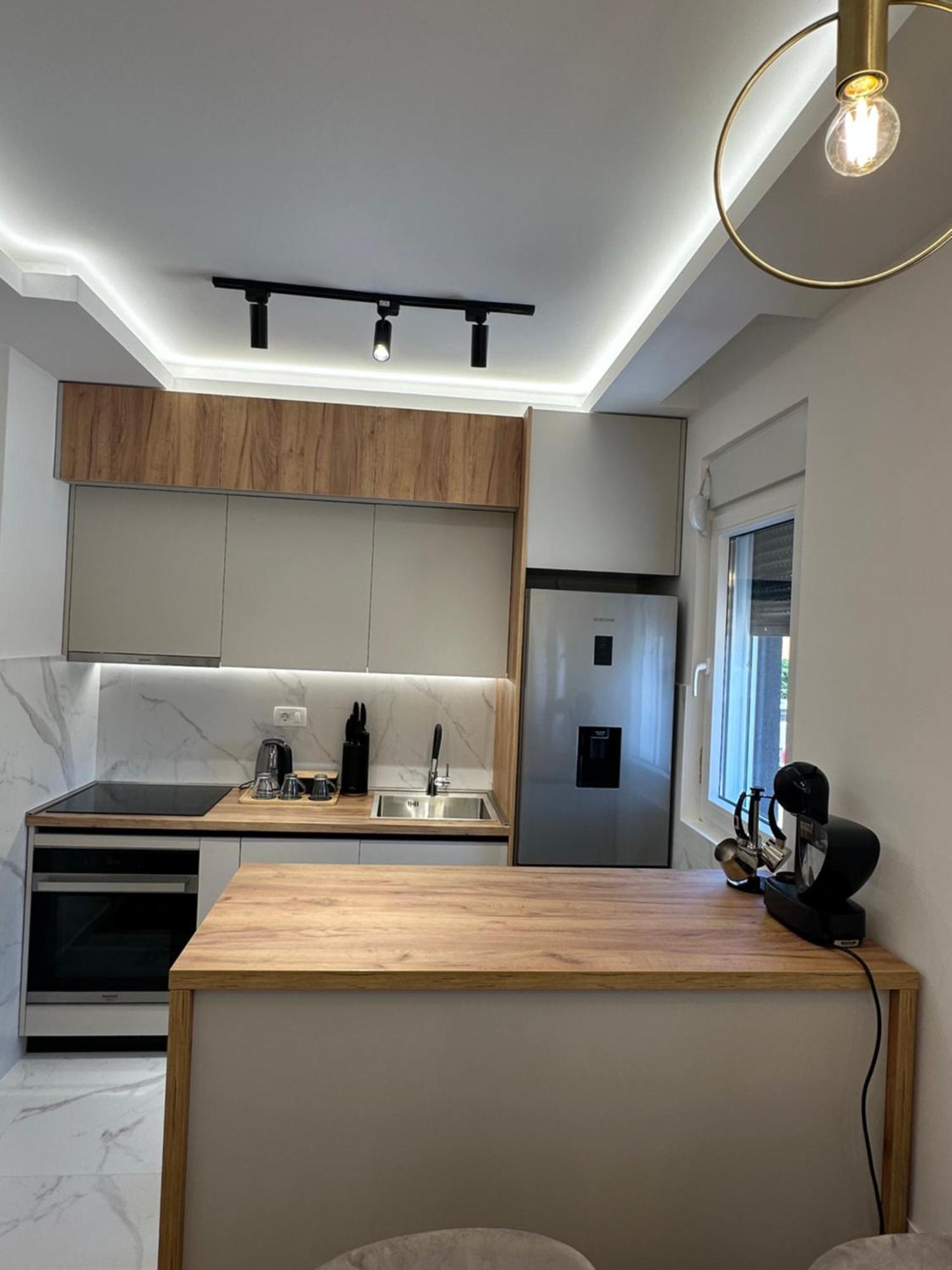 Luxury Apartments D&B Podgorica Esterno foto