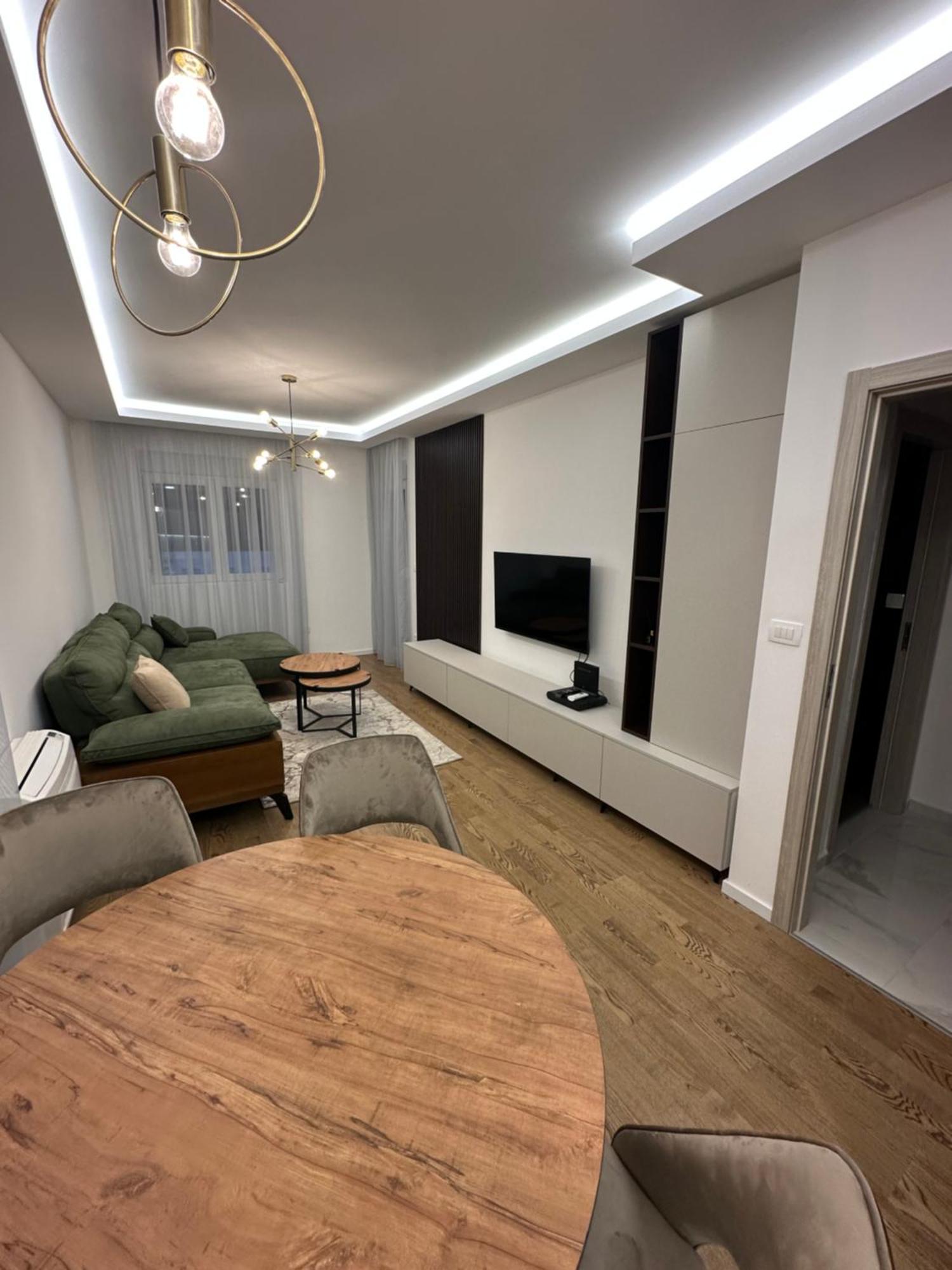 Luxury Apartments D&B Podgorica Esterno foto